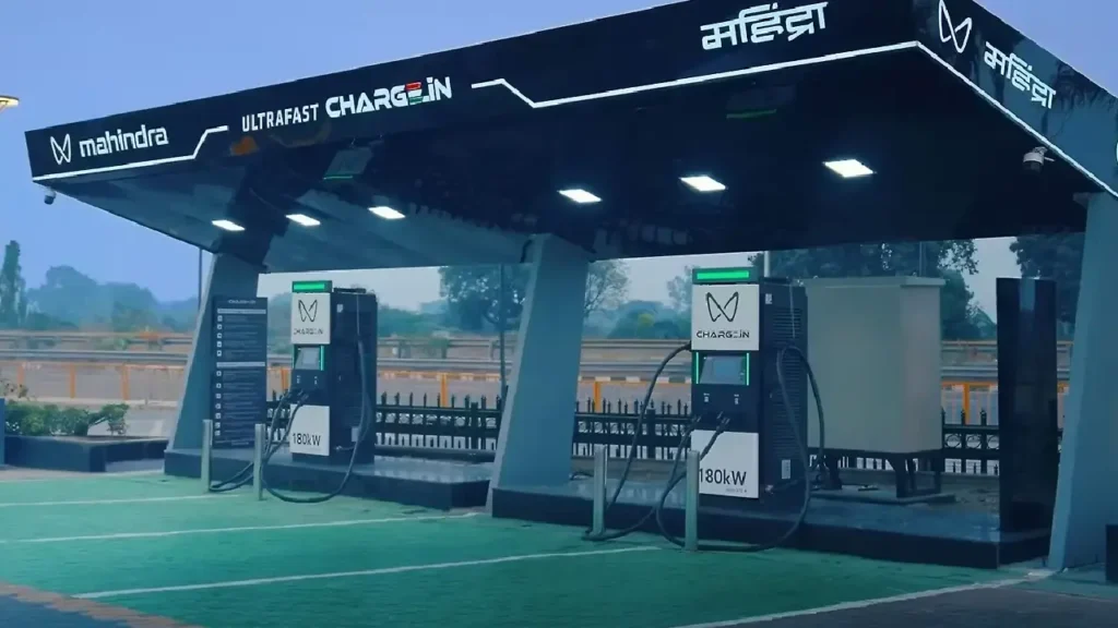 Mahindra's 100 Ultra-Fast Charging Points Across 15 Major Highway Corridors in India