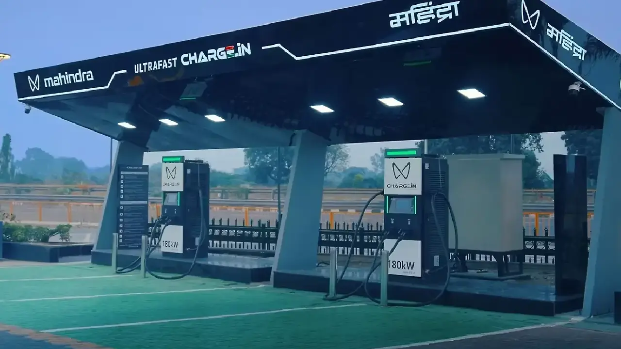 Mahindra’s 100 Ultra-Fast Charging Points Across 15 Major Highway Corridors in India